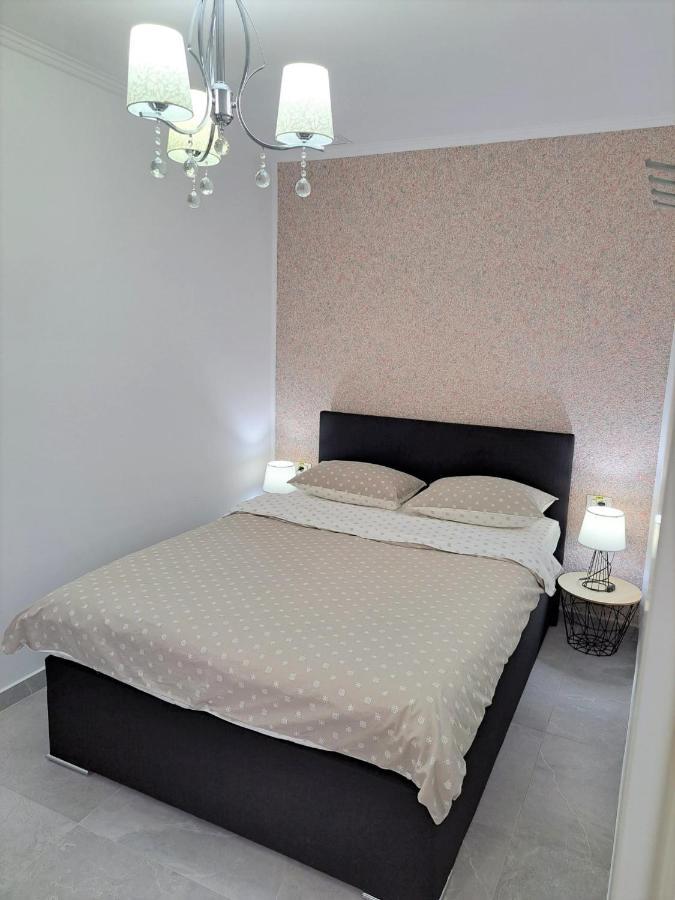 Kevin&Jessica Rooms Giarmata Экстерьер фото