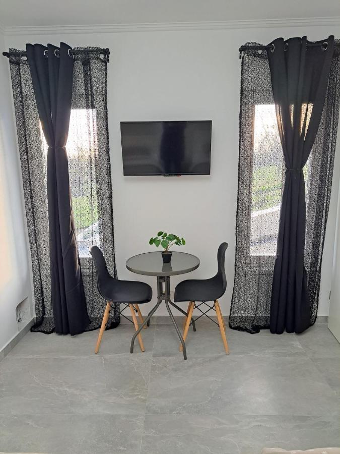 Kevin&Jessica Rooms Giarmata Экстерьер фото
